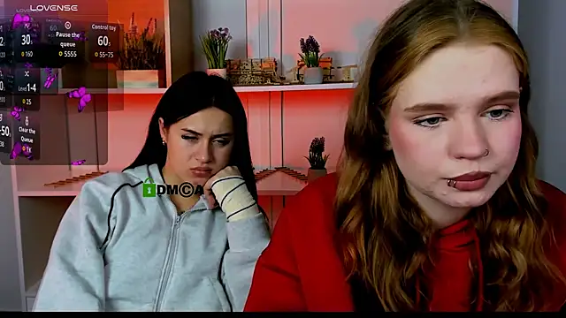 Snapshot of vivy_star1 chatting on 11-09-25, 07:12 vivy star1 online show from 11-09-25, 07:12