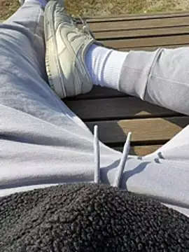 Snapshot of max22palm chatting on 03-23-26, 08:40 max22palm online show from 03-23-26, 08:40