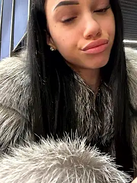 ilariea girl online show from 01-18-26, 05:39