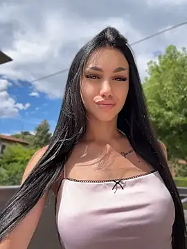 ilariea girl online show from 06-10-26, 01:43