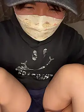 Snapshot of kumatan3434 chatting on 11-24-25, 01:00 kumatan3434 online show from 11-24-25, 01:00