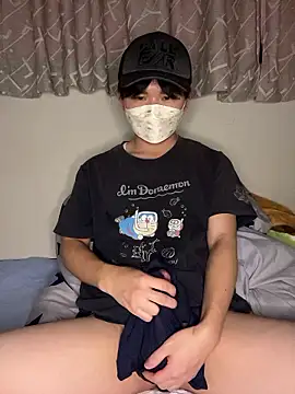 Snapshot of kumatan3434 chatting on 12-18-25, 12:33 kumatan3434 online show from 12-18-25, 12:33