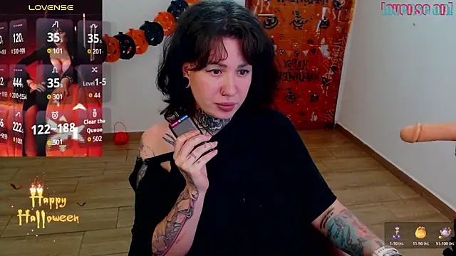 Snapshot of Senorita__Dakota chatting on 10-18-25, 06:30 Senorita Dakota online show from 10-18-25, 06:30