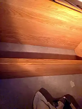 Snapshot of DeeBestEver chatting on 10-21-25, 01:17 DeeBestEver online show from 10-21-25, 01:17