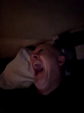 Snapshot of DeeBestEver chatting on 10-26-25, 12:00 DeeBestEver online show from 10-26-25, 12:00