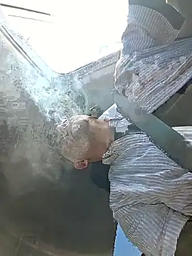 Snapshot of DeeBestEver chatting on 11-07-25, 06:41 DeeBestEver online show from 11-07-25, 06:41