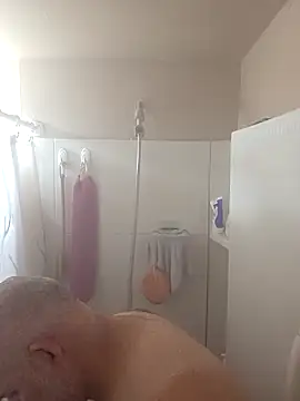 Snapshot of DeeBestEver chatting on 11-23-25, 02:55 DeeBestEver online show from 11-23-25, 02:55