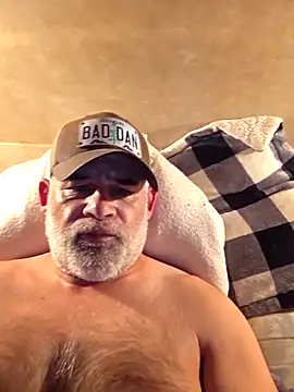 Snapshot of DeeBestEver chatting on 12-01-25, 02:44 DeeBestEver online show from 12-01-25, 02:44