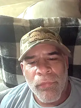 Snapshot of DeeBestEver chatting on 01-06-26, 05:55 DeeBestEver online show from 01-06-26, 05:55