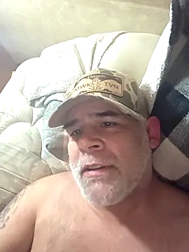 Snapshot of DeeBestEver chatting on 01-08-26, 08:49 DeeBestEver online show from 01-08-26, 08:49