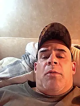 Snapshot of DeeBestEver chatting on 01-13-26, 09:25 DeeBestEver online show from 01-13-26, 09:25