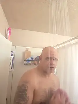 Snapshot of DeeBestEver chatting on 02-20-26, 05:13 DeeBestEver online show from 02-20-26, 05:13