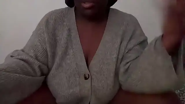 nanaisbackk online show from 10-08-25, 03:48