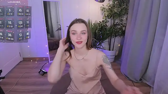 PollyMayer online show from 03-06-26, 09:11