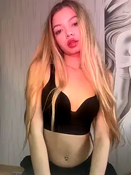  Siennaaa  online show from 11-04-25, 12:48