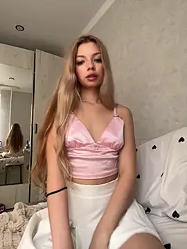  Siennaaa  online show from 11-10-25, 01:10