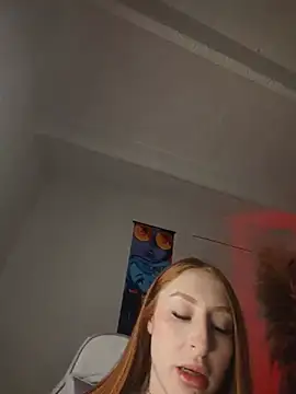 Bennuluspeach  online show from 07-29-26, 10:57