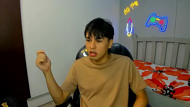 StiwenTwink online show from 10-15-25, 03:12