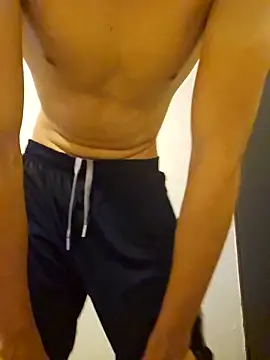 Snapshot of Sasu88_2 chatting on 10-04-25, 05:27 Sasu88 2 online show from 10-04-25, 05:27