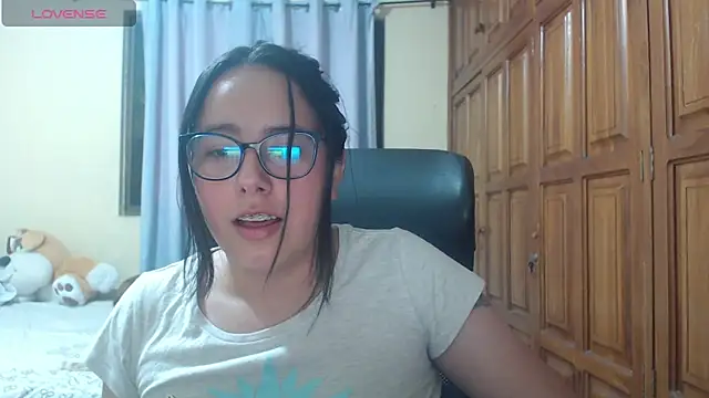 Venus cat  online show from 01-07-26, 05:32