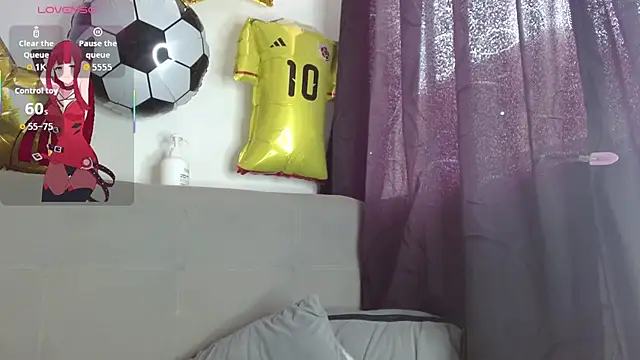 JuliethaFox online show from 07-02-26, 05:08