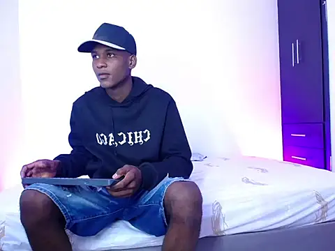 TITAN SEX333 online show from 10-06-25, 10:40