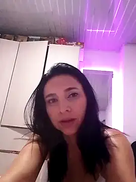 Snapshot of channel_brooks chatting on 10-06-25, 03:37 channel brooks online show from 10-06-25, 03:37