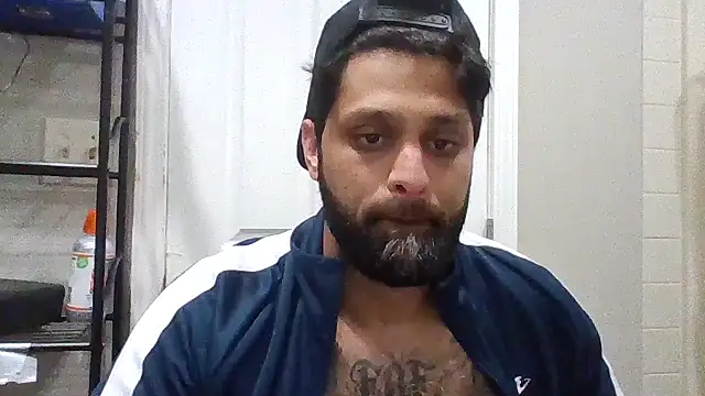 Snapshot of StroknGoon69 chatting on 10-31-25, 08:43 StroknGoon69 online show from 10-31-25, 08:43