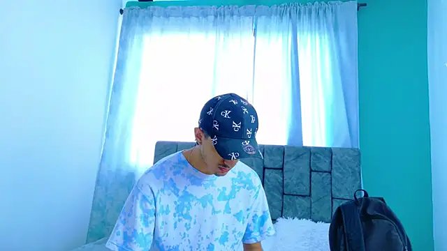 Snapshot of Anthony_carter chatting on 10-17-25, 01:14 Anthony carter online show from 10-17-25, 01:14