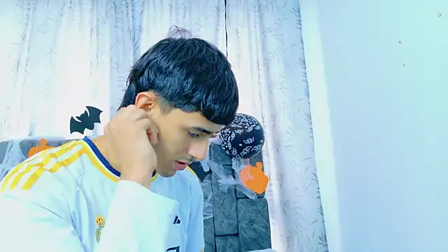 Snapshot of Anthony_carter chatting on 10-26-25, 03:29 Anthony carter online show from 10-26-25, 03:29