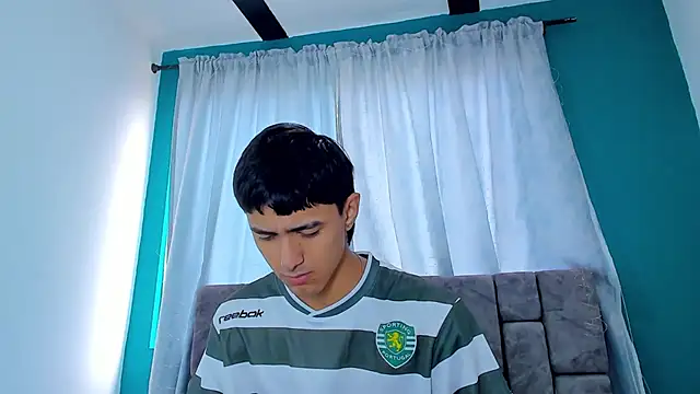 Snapshot of Anthony_carter chatting on 12-19-25, 01:29 Anthony carter online show from 12-19-25, 01:29