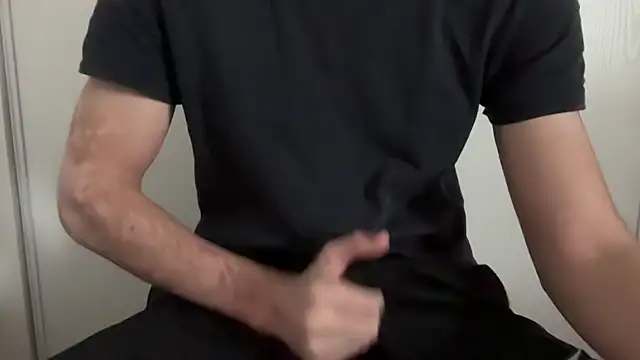 Snapshot of ncjuice_ chatting on 11-06-25, 02:18 ncjuice online show from 11-06-25, 02:18