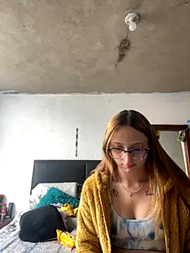 imariahot online show from 10-16-25, 01:56
