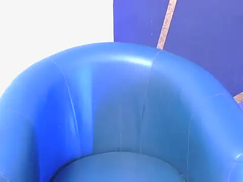 shiny-krisha online show from 10-19-25, 06:03