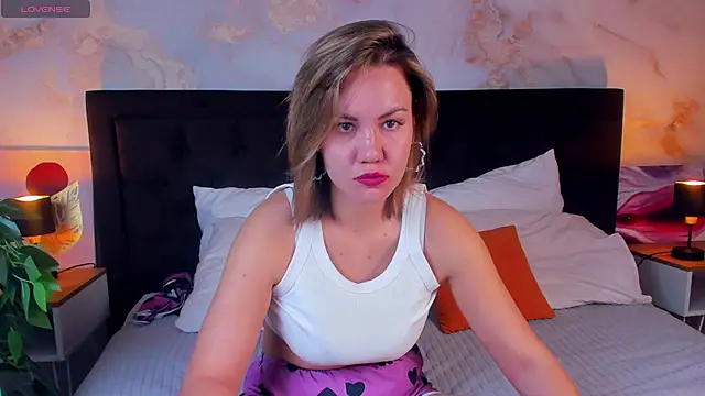 AriaEven online show from 11-13-25, 03:05