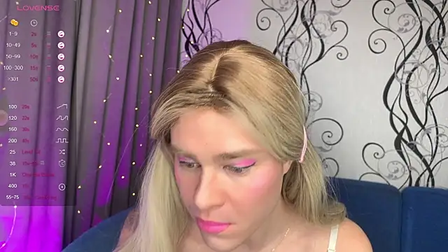 Snapshot of Anjalin_sososok1 chatting on 03-12-26, 02:18 Anjalin sososok1 online show from 03-12-26, 02:18