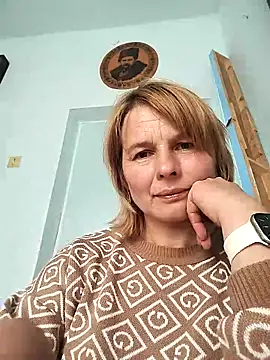Snapshot of Masha412111 chatting on 05-08-26, 07:46 Masha412111 online show from 05-08-26, 07:46