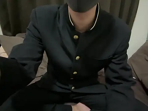 Snapshot of Ryunosukesuke chatting on 10-31-25, 03:46 Ryunosukesuke online show from 10-31-25, 03:46