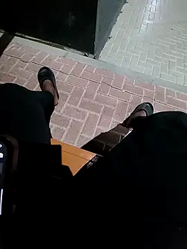 Snapshot of nice686@xh chatting on 11-06-25, 09:05 nice686xh online show from 11-06-25, 09:05