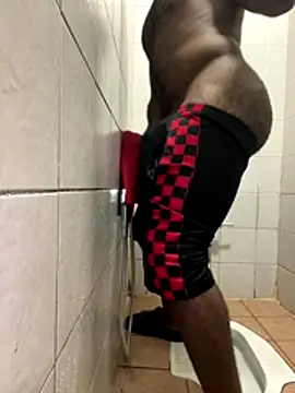 Snapshot of nice686@xh chatting on 12-17-25, 09:43 nice686xh online show from 12-17-25, 09:43