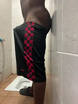 Snapshot of nice686@xh chatting on 02-12-26, 05:19 nice686xh online show from 02-12-26, 05:19