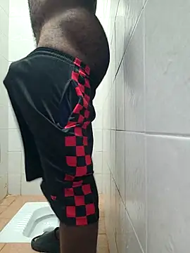 Snapshot of nice686@xh chatting on 02-19-26, 04:58 nice686xh online show from 02-19-26, 04:58