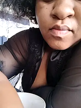 thicknjuicyx online show from 10-07-25, 07:27