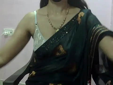Laila Cute online show from 04-14-26, 04:13
