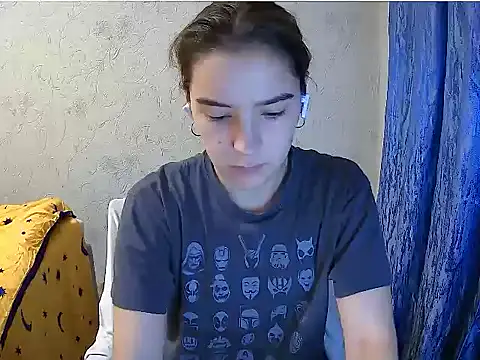 Snapshot of Ali_Kisa chatting on 10-07-25, 02:25 Ali Kisa online show from 10-07-25, 02:25