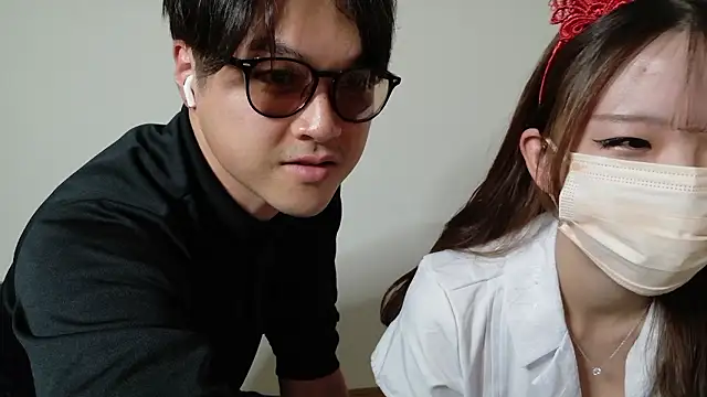 Snapshot of ipponpon chatting on 02-17-26, 05:04 ipponpon online show from 02-17-26, 05:04