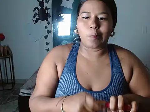 Ebony luna online show from 10-29-25, 07:37