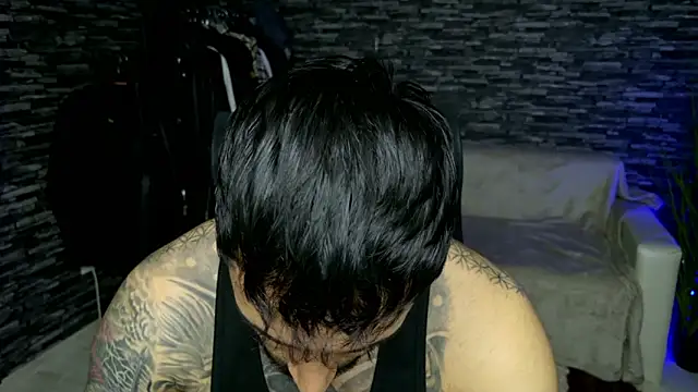 MasculineGuy99 online show from 05-14-26, 06:47
