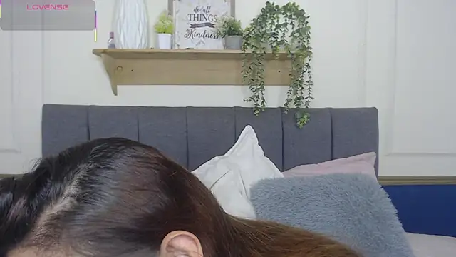 Cataleya Kudo online show from 10-13-25, 01:44