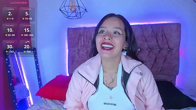 Snapshot of Mia_lopez_1 chatting on 10-27-25, 11:36 Mia lopez 1 online show from 10-27-25, 11:36